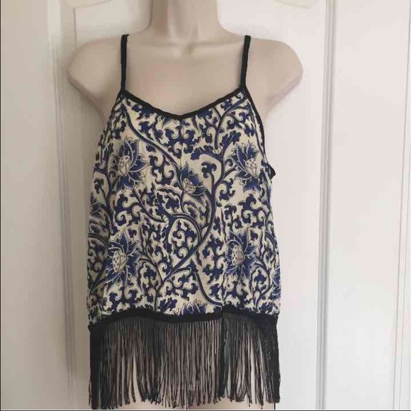 💐 Floral Tops! - Picture 2 of 3