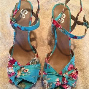 SO espadrille wedges