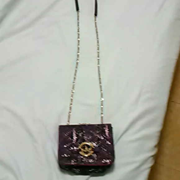 Nicki Minaj Crossbody