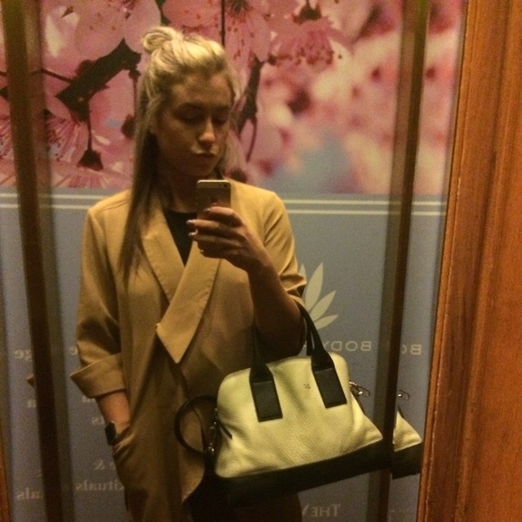 Meet your Posher, Jenna