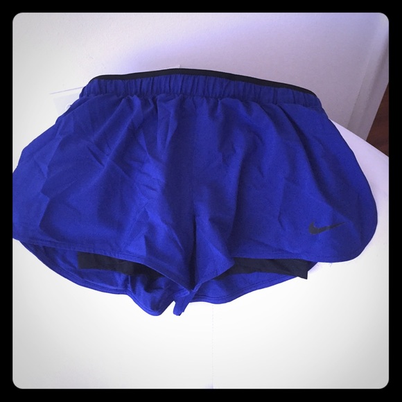 Nike Trainning shorts - New with tag