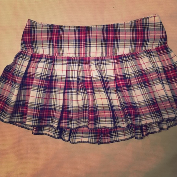 Tripp NYC Plaid Pleated Skirt