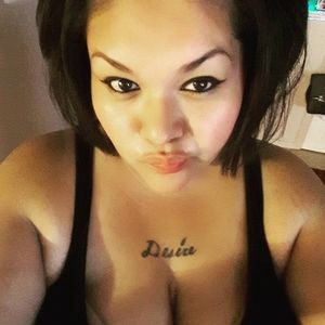 Meet your Posher, Desiree