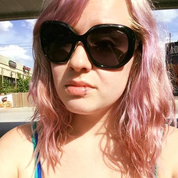 Meet your Posher, Jessica