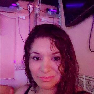 Meet your Posher, Veronica