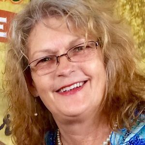 Meet your Posher, Tina