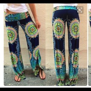Printed pants