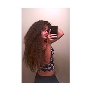 Meet your Posher, Idis