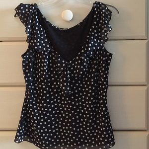 Tahari size M ruffle v neck blouse