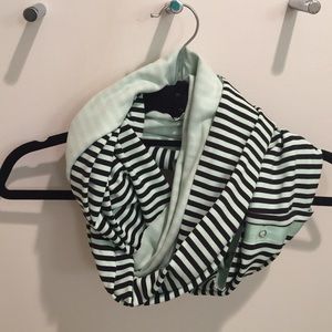 lululemon 'mint moment' vinyasa scarf