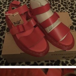Sandals dr martens