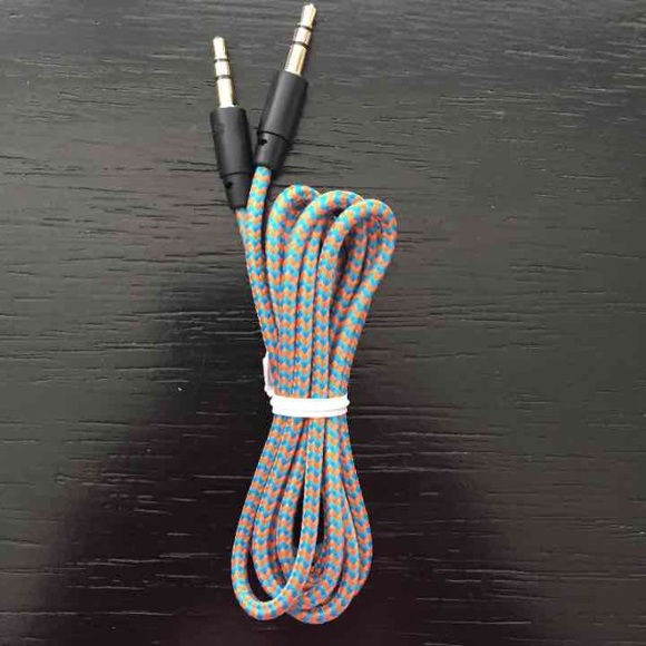 New Aux Cord❗️✨