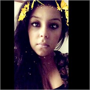 Meet your Posher, Ibett