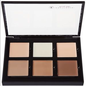Anastasia Beverly Hills cream contour kit in Fair