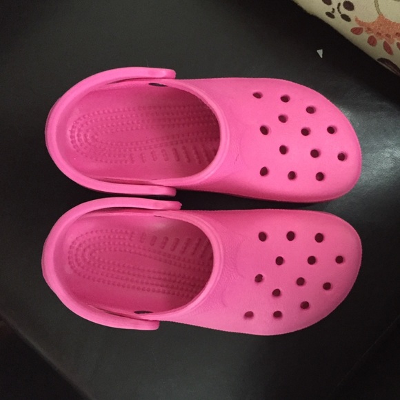 Pink crocs! Perfect condition
