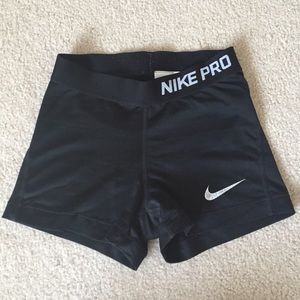 black Nike pros