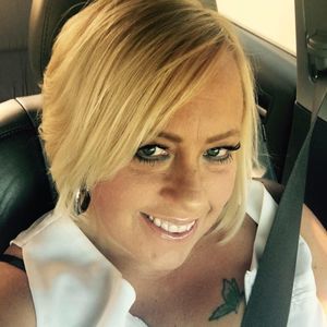 Meet your Posher, Connie