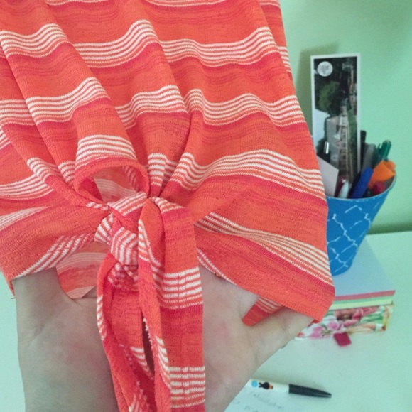 Orange-ish tank - Picture 3 of 4