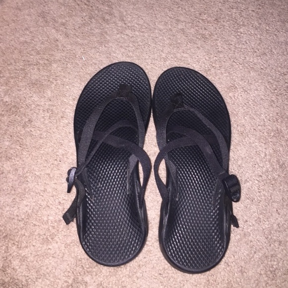 Chaco flip flops