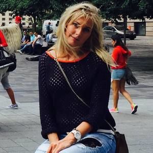 Meet your Posher, Anna