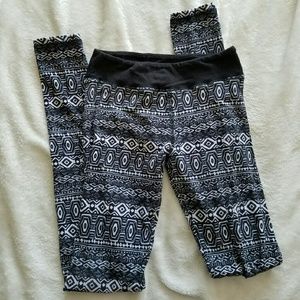 Tribal print leggings