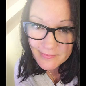 Meet your Posher, Carol