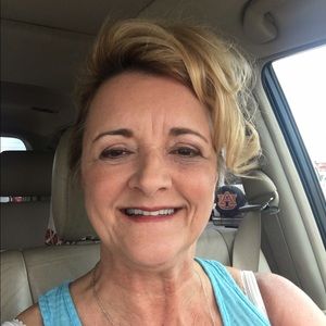 Meet your Posher, Danette