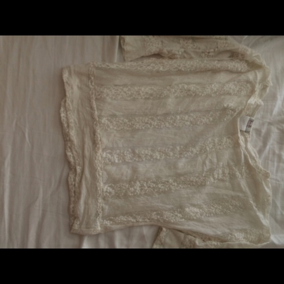 Lace Blaise the back is open