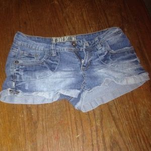 Jean shorts💥must be bundled at this price