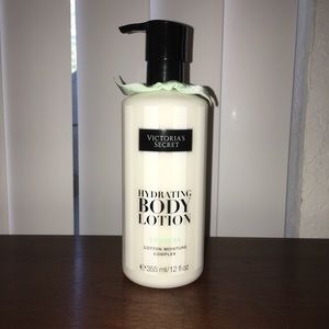 VIctoria's Secret Verbena Hydrating Body Lotion