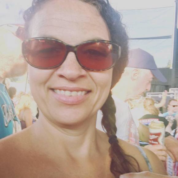 Meet your Posher, Dawn