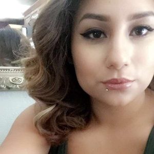 Meet your Posher, Titiana