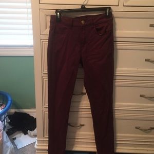Maroon American Eagle Hi-Rise Jegging