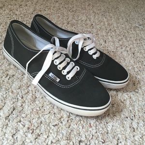 Black vans