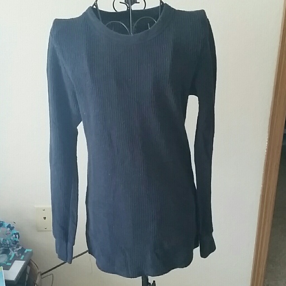 Set of four black thermals