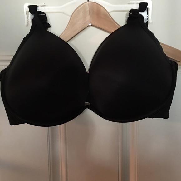 Cacique plunge black bra.