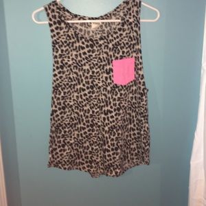 Vs pink muscle tank