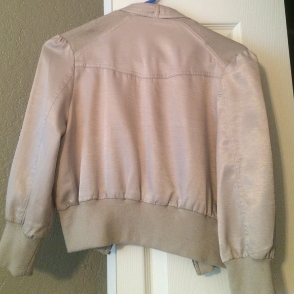Fun jacket! - Picture 3 of 3