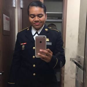 Meet your Posher, Valerie