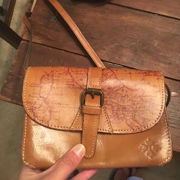 Leather crossbody bag