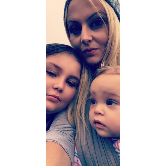 Meet your Posher, Katie - Picture 3 of 3