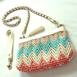 ⚡️Flash SALE💕 Big Buddha Chevron Crossbody
