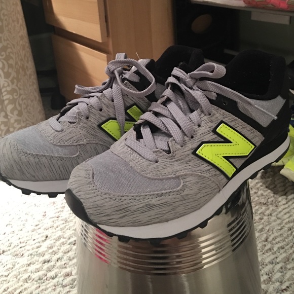 NWOT New Balance 574