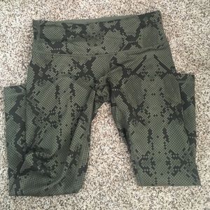 Lululemon camo crops!