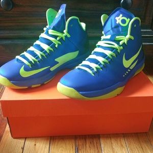 KD V