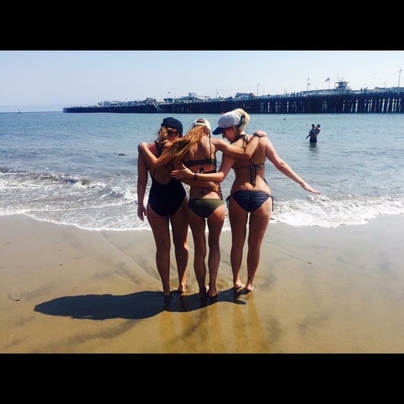 Meet your Posher, Jessica - Picture 3 of 3