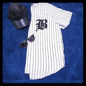 💞 H&M Baseball Jersey💞