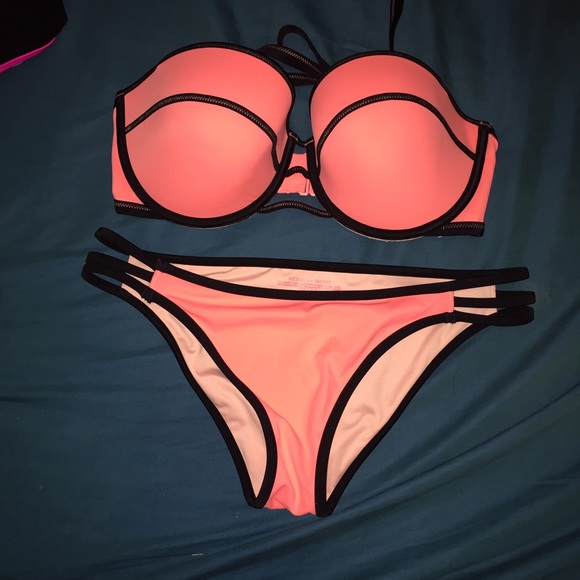 VS flirt bandeau set