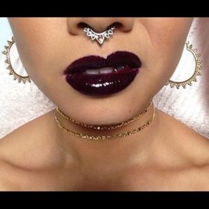 *NEW NEVER USED ILLUSION NOSE JEWELRY NO PIERCING