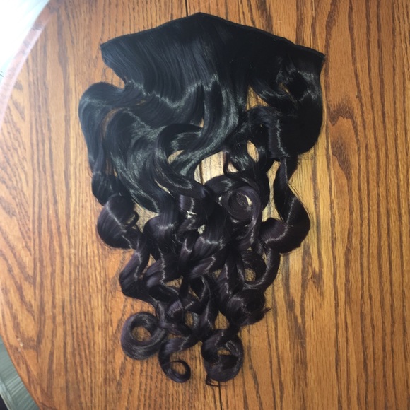 20"black & hit of plum ombré synthetic extensions - Picture 2 of 4